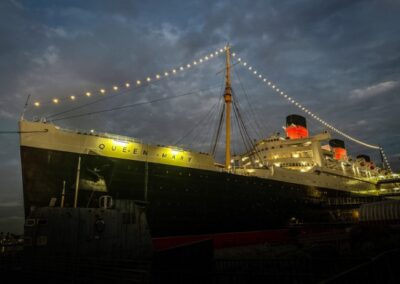 Queen Mary, Daniel Lee